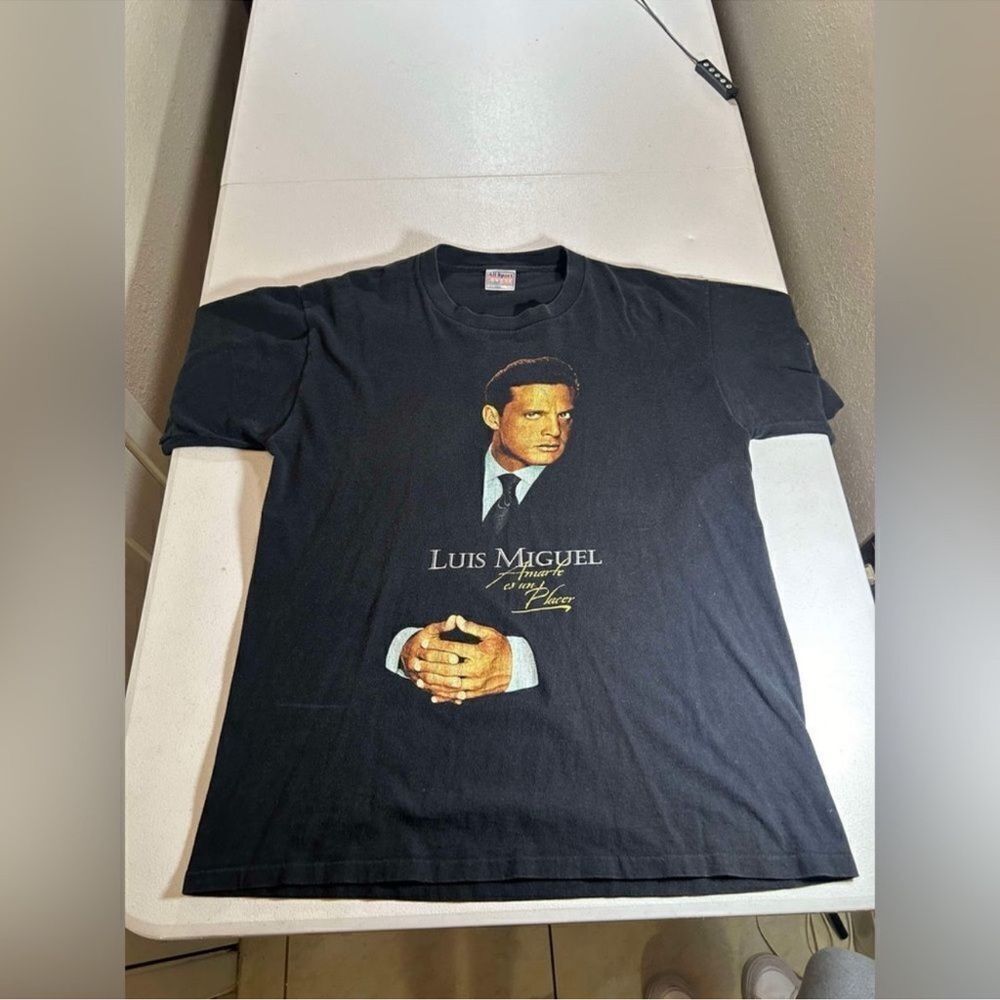 Vintage 90s Luis Miguel Amarte Es Un Placer Romances Tour Music Selena Rare
Sz L